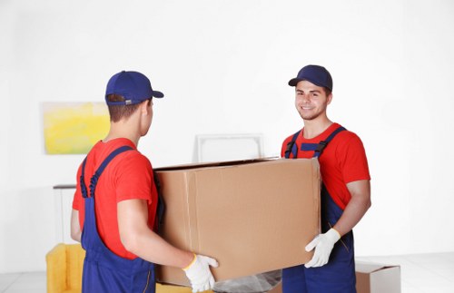 Local removals assistance for a flat move in Lewisham